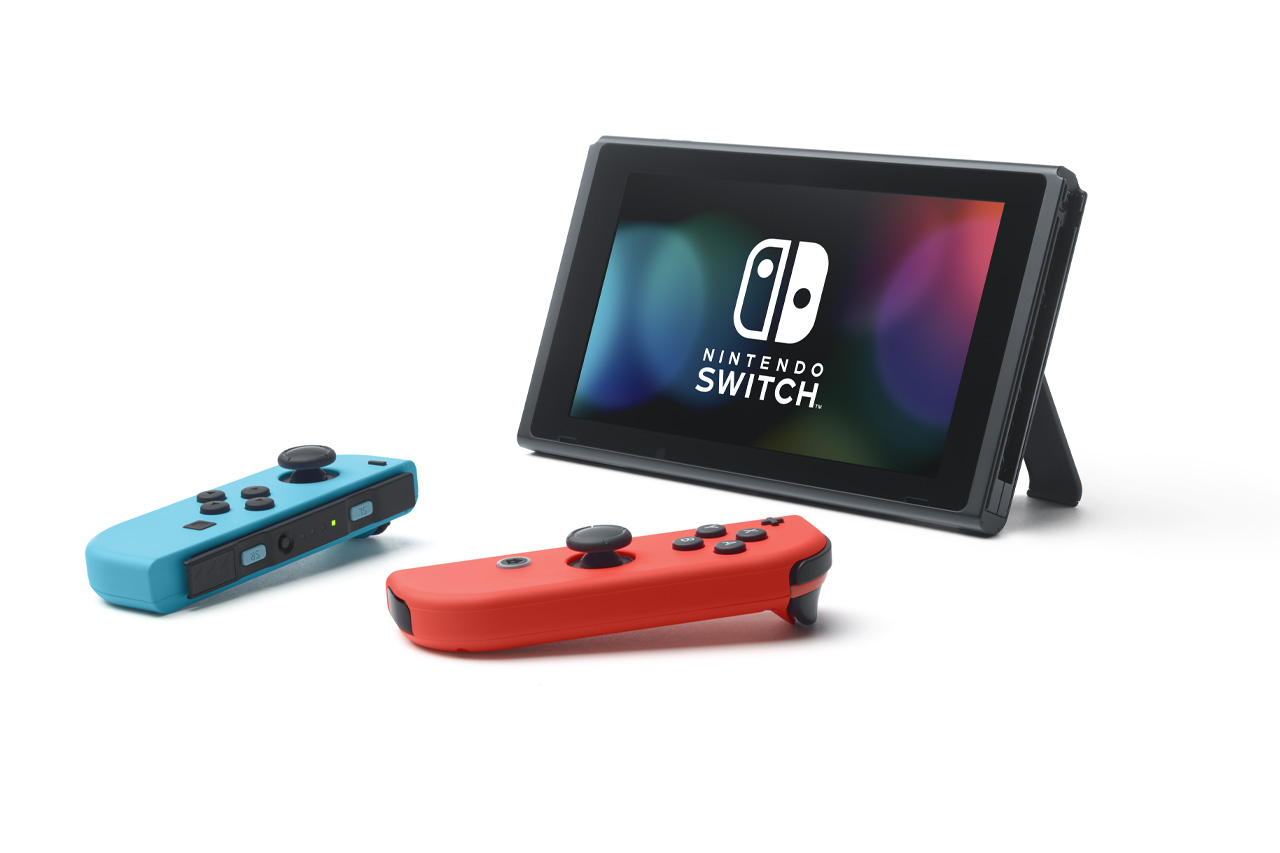 Tabletop Mode lets you use the console as a standalone screen when you don't have a television to hand. You can even share one of your Joy-Con controllers with a friend to play together.